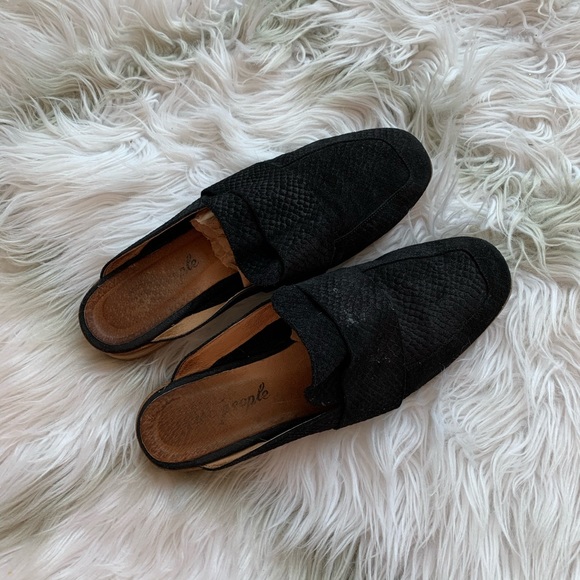 Free People At Ease Mules - Picture 5 of 9
